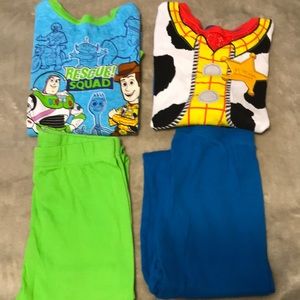 Disney long sleeve pjs set of 2